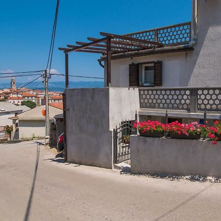 Apartment Andrija Vrbnik Exterior photo